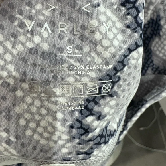 Varley Biker Shorts Albury Animal Print Bike Shorts Snakeskin Size small - Picture 5 of 9